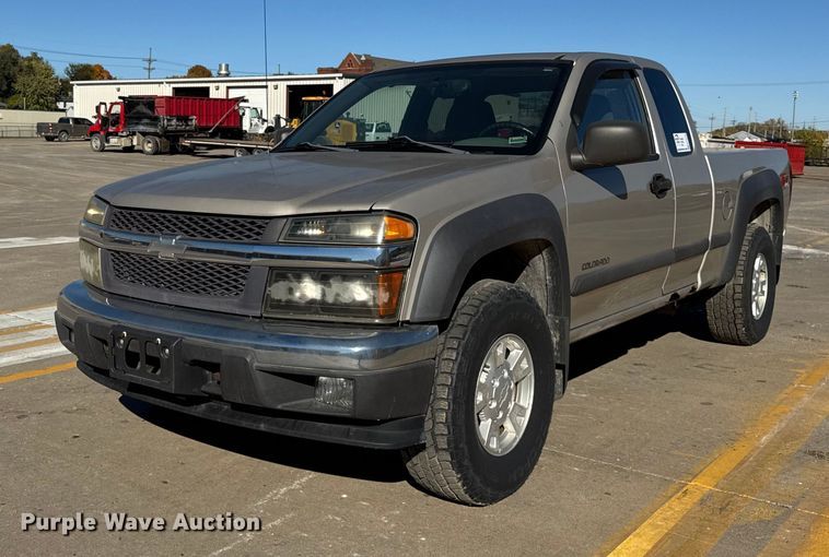 2004 Chevrolet Colorado Ext. Cab pickup truck - EF2278
