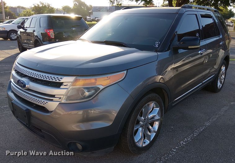2011 Ford Explorer SUV - EG8552