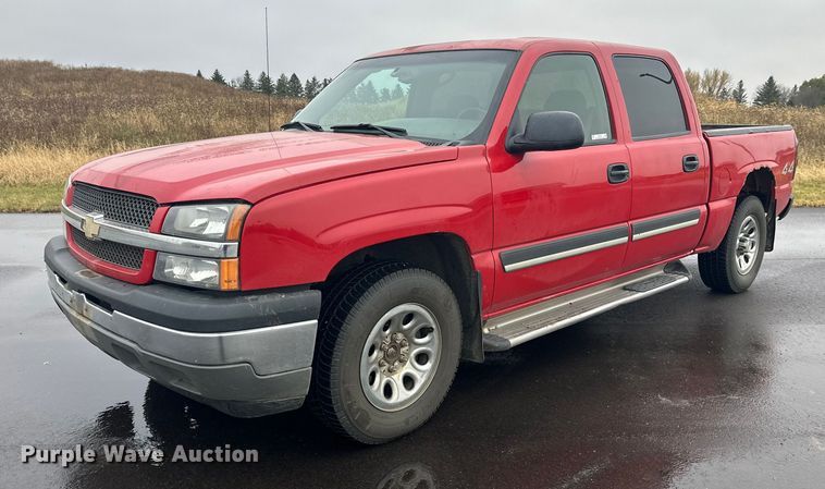 2005 Chevrolet Silverado 1500 Crew Cab pickup truck - EL0074