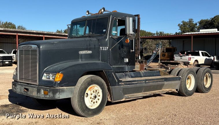 1990 Freightliner FLD semi truck - ET7178