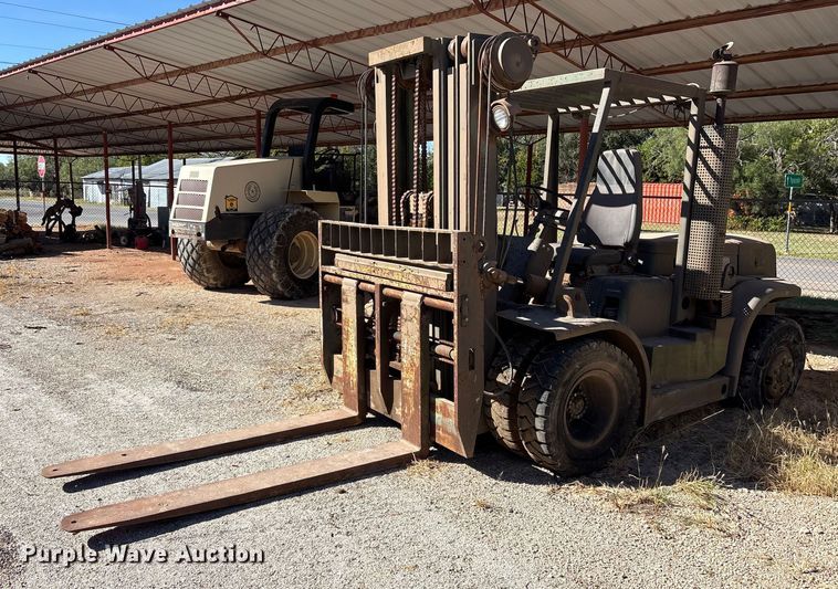 1981 Hyster H100F AF 48 forklift - ET7182