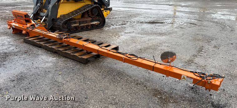 Dragon DS24 skid steer concrete screed - EU5207