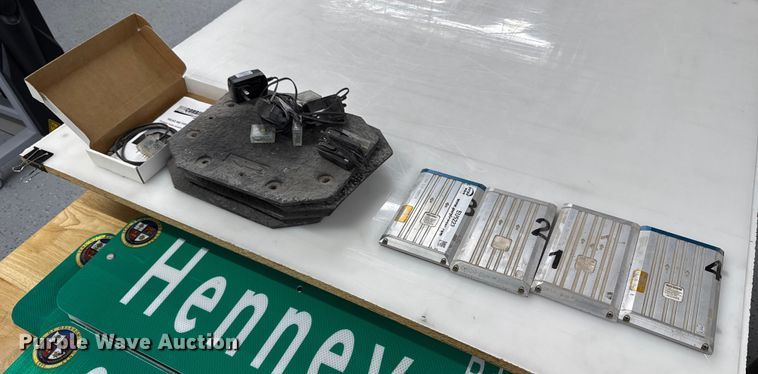 MH Corbin NC350 traffic analyzer - EU5223