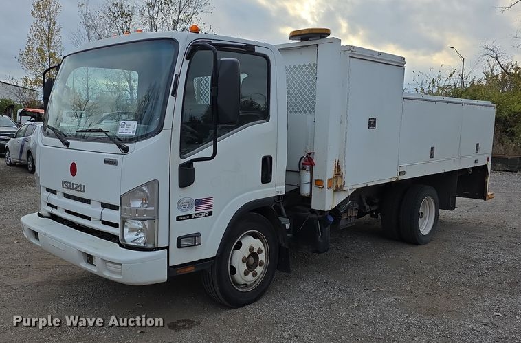 2012 Isuzu NQR utility / service truck - FI0621