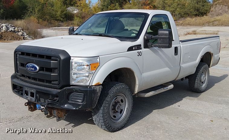 2011 Ford F350 Super Duty XL pickup truck - FK0514
