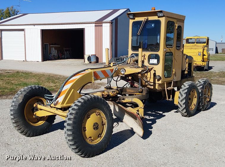 1957 Allis-Chalmers D rigid frame motor grader - FK0524
