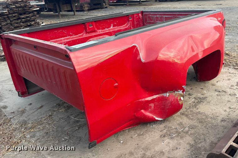 Chevrolet Silverado pickup truck bed - DJ7980