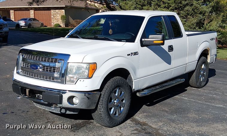2014 Ford F150 SuperCab pickup truck - DU3738