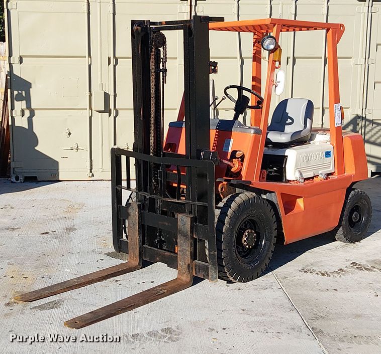 Toyota 4FGL20 forklift - DU3740