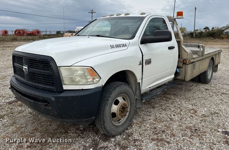 2012 Dodge 3500HD flatbed pickup truck - DW6649