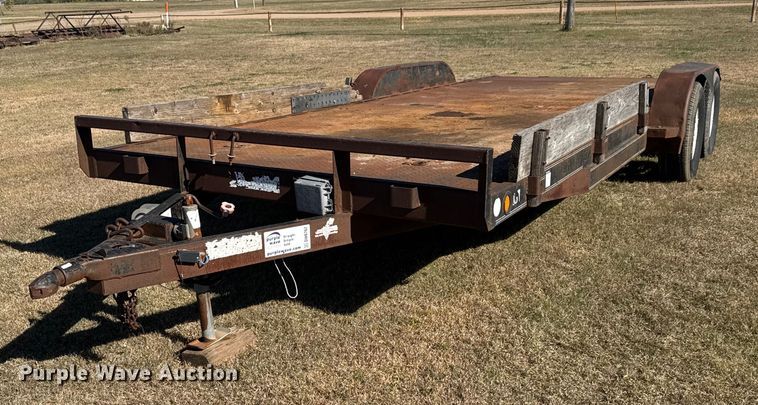 2005 PJ equipment trailer - DW6762