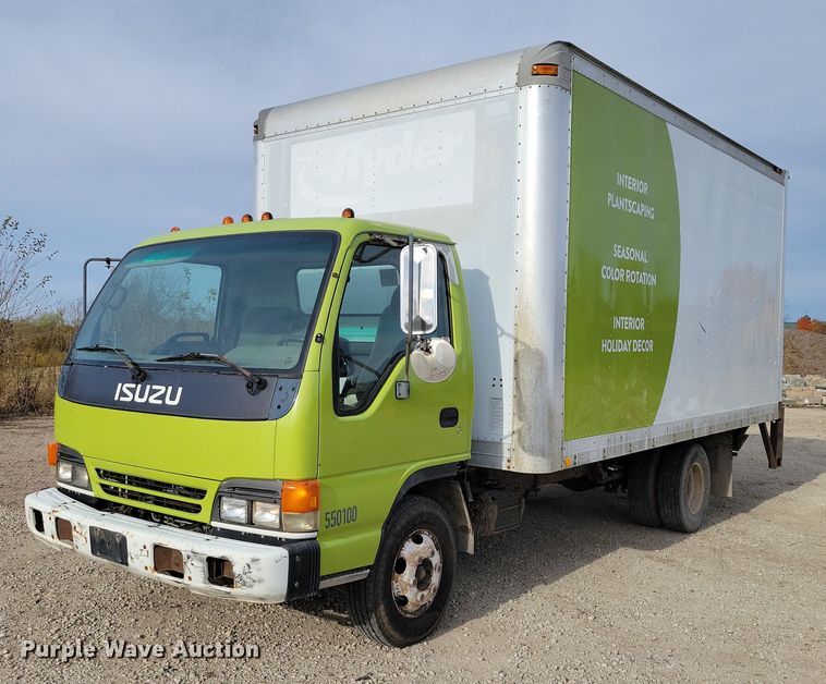 2000 Izuszu NPR box truck - DX6627