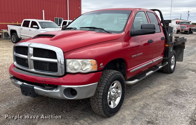 2005 Dodge Ram 2500 Quad Cab bale bed pickup truck - DY8352