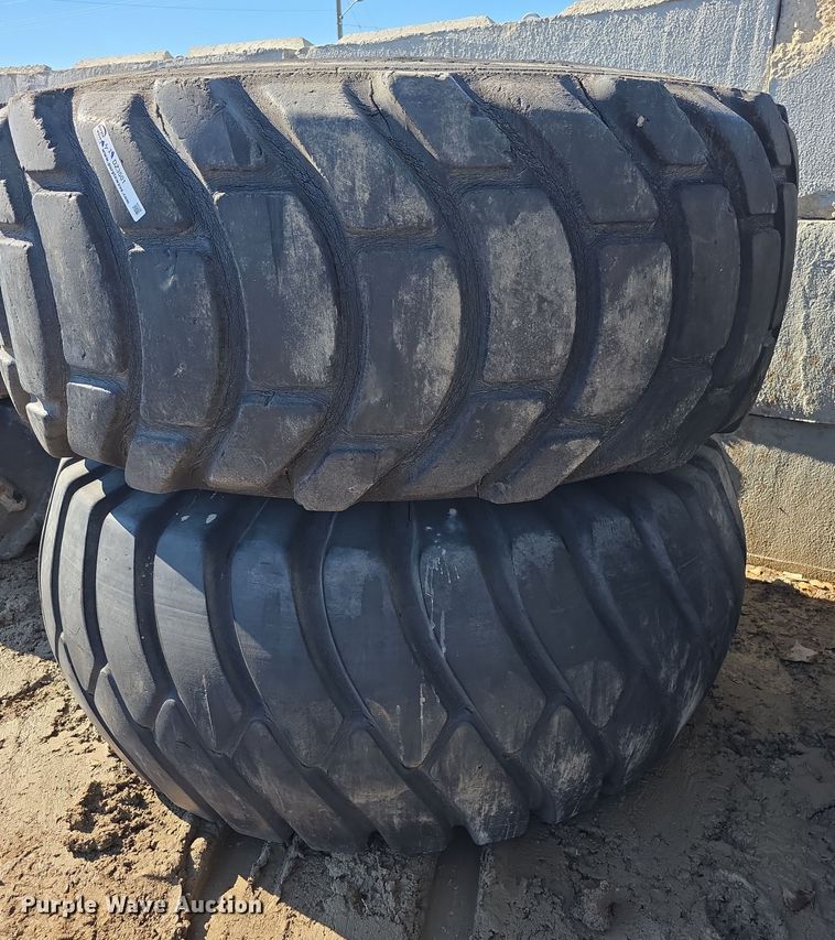 (2) General 29.5-29 tires and wheels - DZ3501