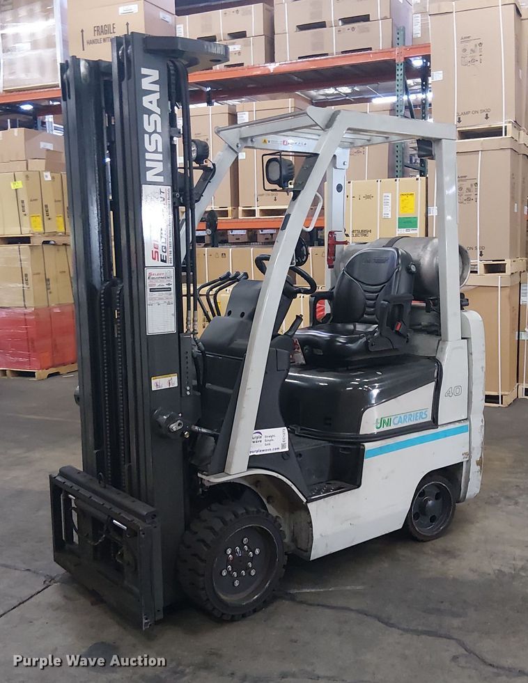 2016 UniCarriers CFS40 forklift - EC1272