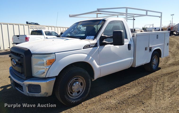 2012 Ford F250 Super Duty utility bed pickup truck - EC1284