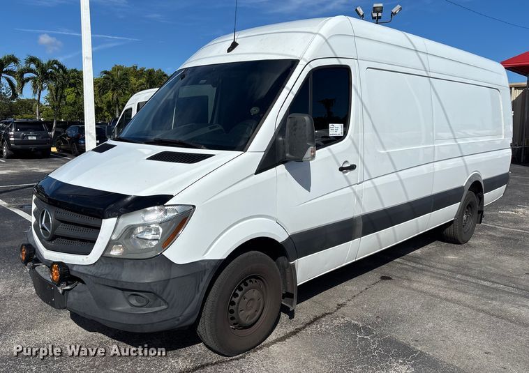 2017 Mercedes-Benz Sprinter 3500 van - EC3892