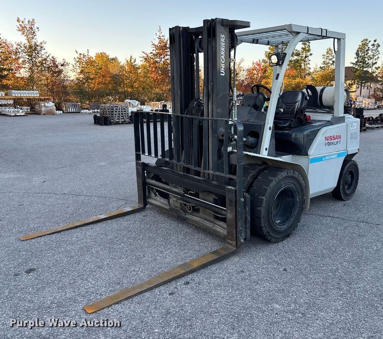 2015 Nissan PF80YLP forklift - EC3899