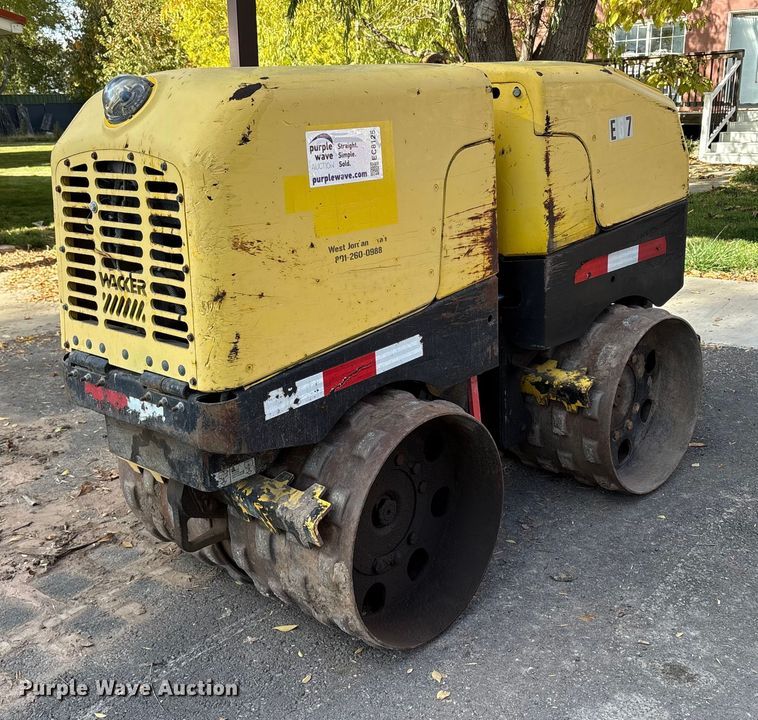2007 Wacker Neuson trench compactor - EC8125