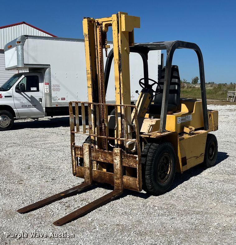 Caterpillar V80E forklift - ED2305