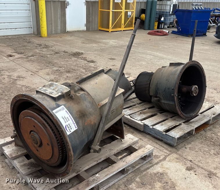 (2) Twin Disc SP318SB0 PTOs - EE4295