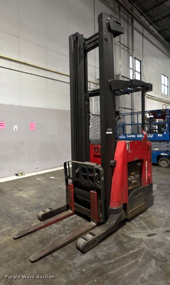 Raymond 750-R45TT forklift - EM6157