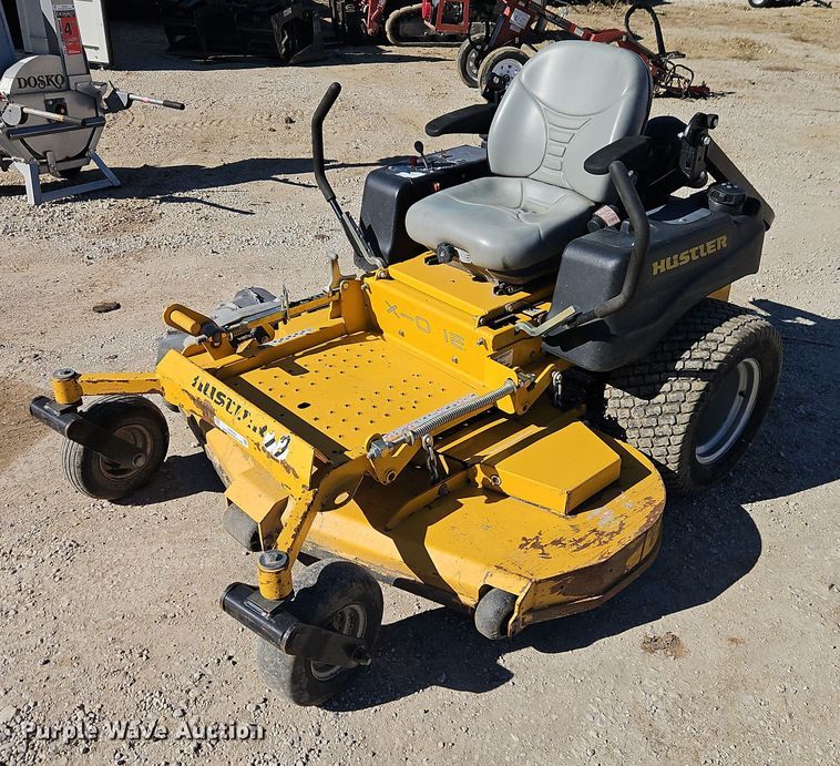 Hustler 934174 ZTR lawn mower - EO4788