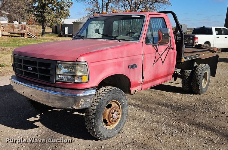 1994 Ford F350 bale bed pickup truck - EO4799