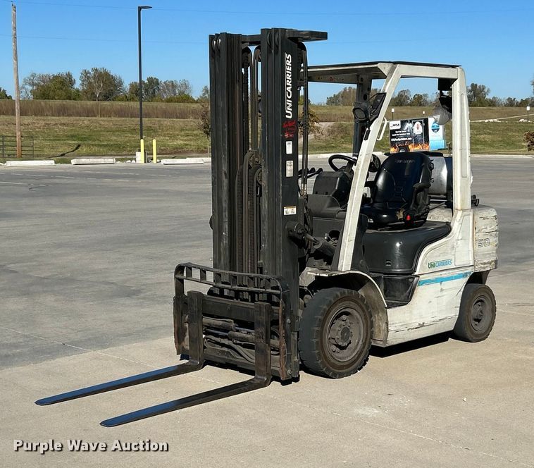2016 UniCarriers PF50 forklift - ET3365