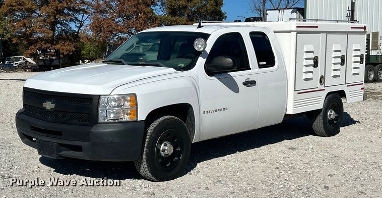 2009 Chevrolet Silverado 1500 animal control pickup truck - ET6641