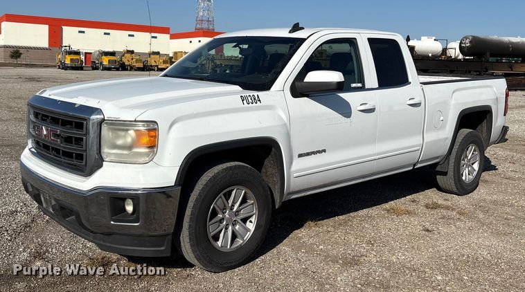 2015 GMC Sierra 1500 Double Cab pickup truck - ET7257