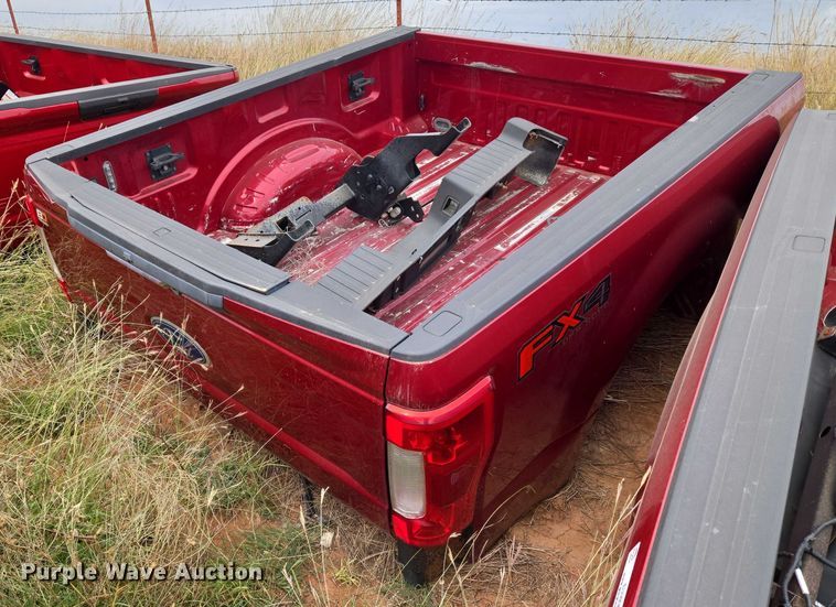 Ford pickup truck bed - EU3935