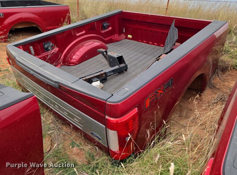 Ford pickup truck bed - EU3938