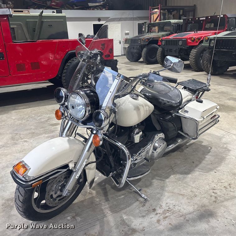 2012 Harley Davidson Police Road King motorcycle - EV2515