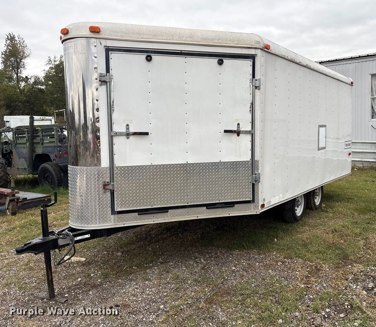 2012 Haulmark VT818BT-102 enclosed cargo trailer - EV2528