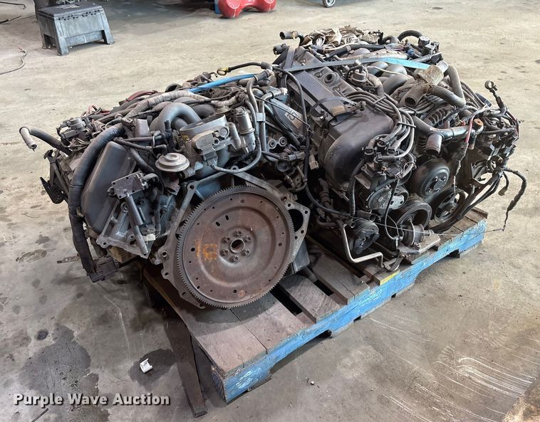 (2) Ford engines - EV2547