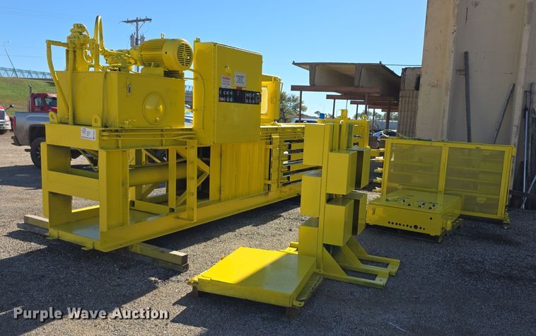 Selco HSO-107-A horizontal cardboard baler - FI0606