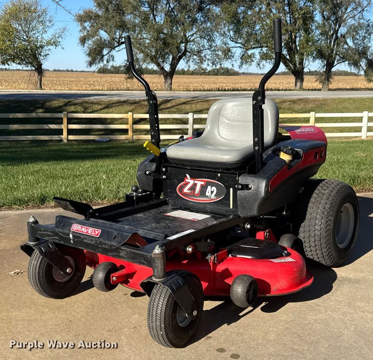 Gravely ZT 42 ZTR lawn mower - NA9852