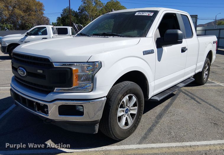2020 Ford  F150 SuperCab pickup truck - YA1224