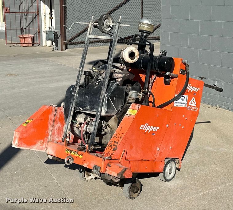 Clipper C-35B concrete saw - DF8653