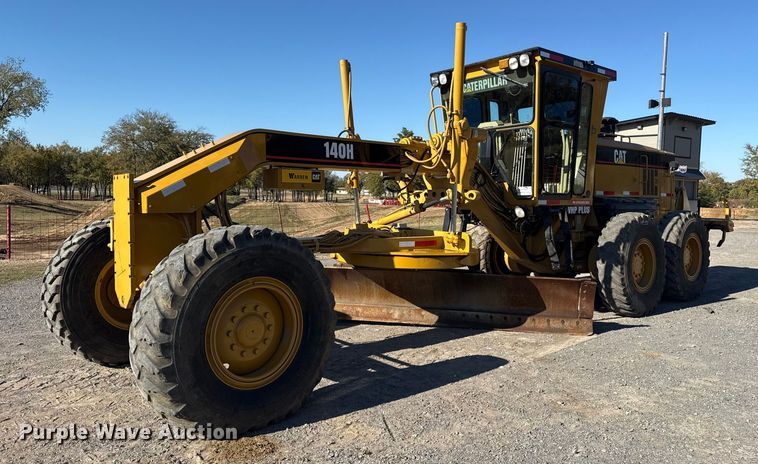 2012 Caterpillar 140H motor grader - DJ7955