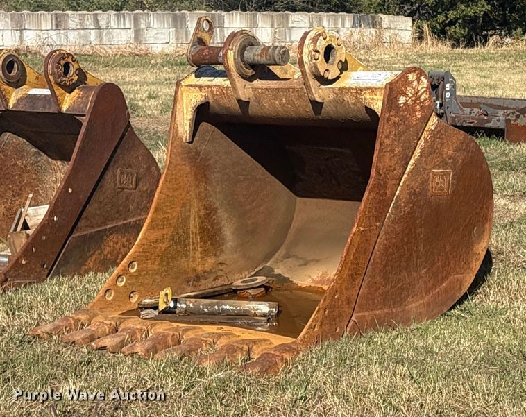 Caterpillar excavator bucket - DJ7957