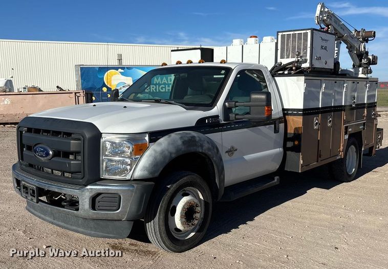 2012 Ford F550 utility / service truck - DK0042