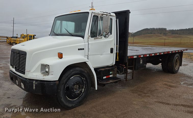 1992 Freightliner FL70 flatbed pickup truck - DY1412
