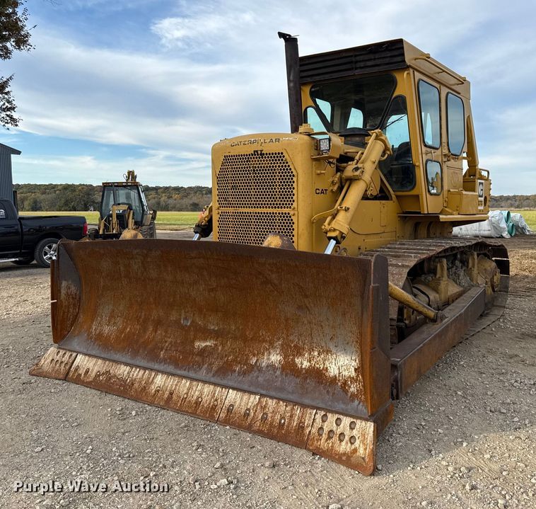 1985 Caterpillar D7G dozer - DY8381