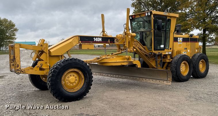 2000 Caterpillar 140H motor grader - EA1980