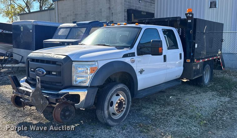 2016 Ford F450 flatbed truck - EA2001