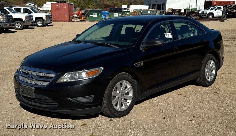 2012 Ford Taurus  - EA2002