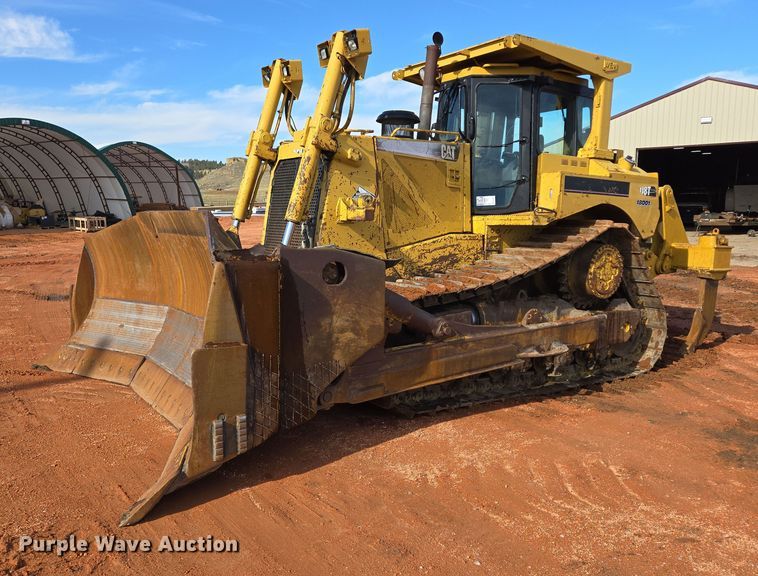2005 Caterpillar D8T dozer - EB1117