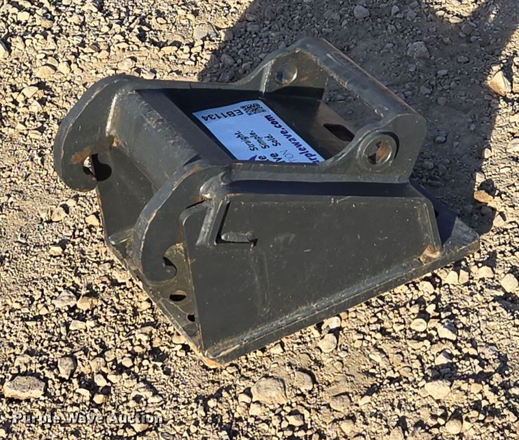 Bobcat quick coupler - EB1134